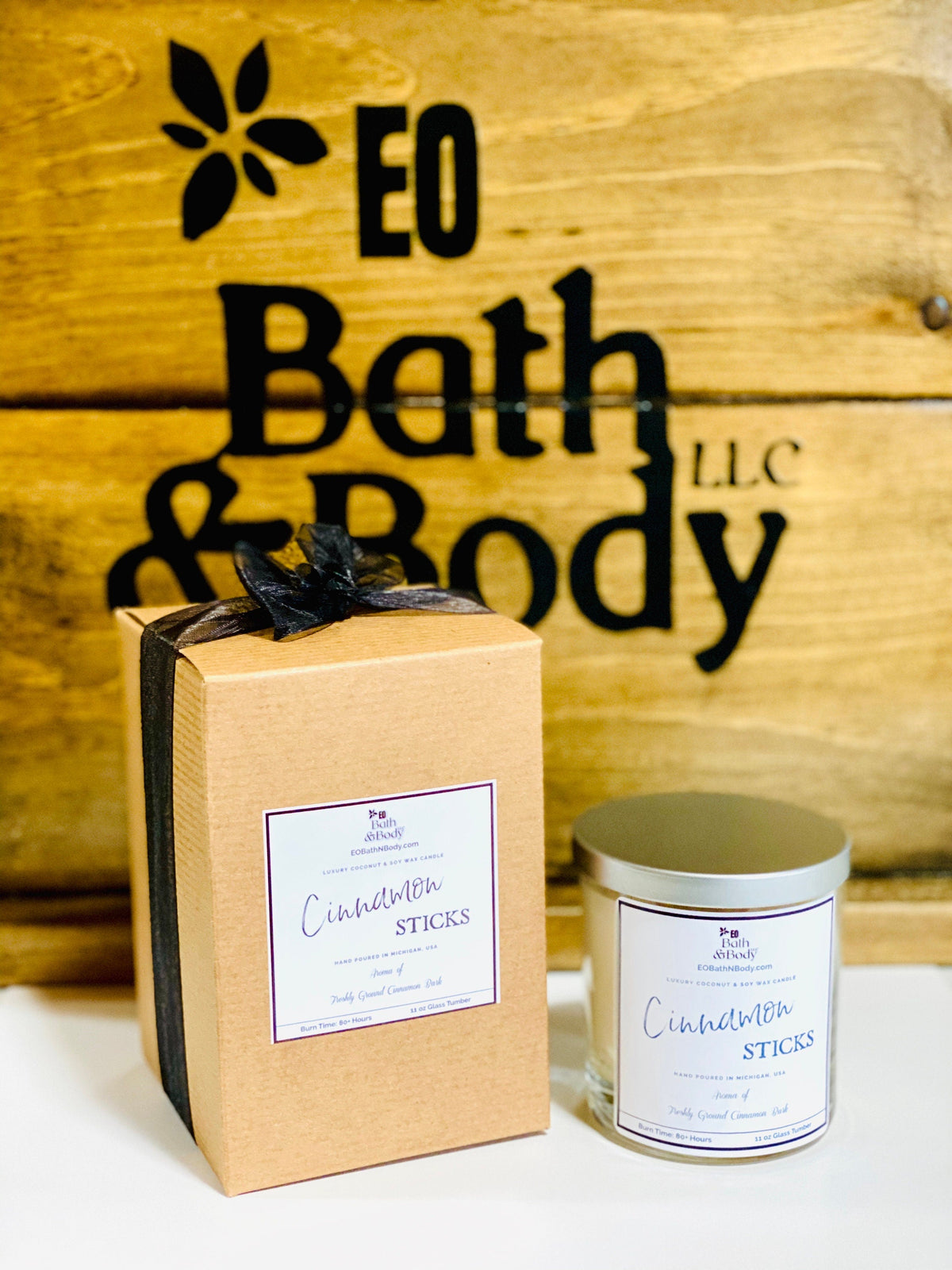Cinnamon Sticks Luxury Coconut + Soy Wax Candle | 9 oz Glass Jar with Gold Lid | Hand Poured | Zero Waste & Reusable Glass | Minimalistic